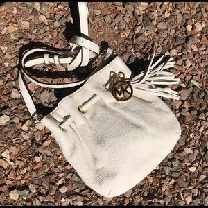 Michael Kors Small Bucket Crossbody Bag